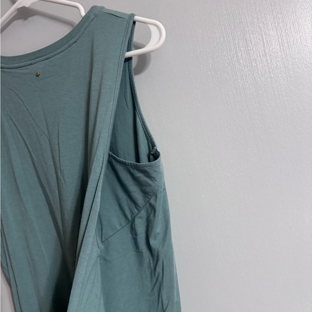 Cuyana Sleeveless Seafoam Green Drape Back Dress Size Medium - Picture 9 of 13